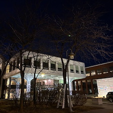 Installation-des-lumires-de-Nol-pour-vos-proprits-commerciales-Montral 6